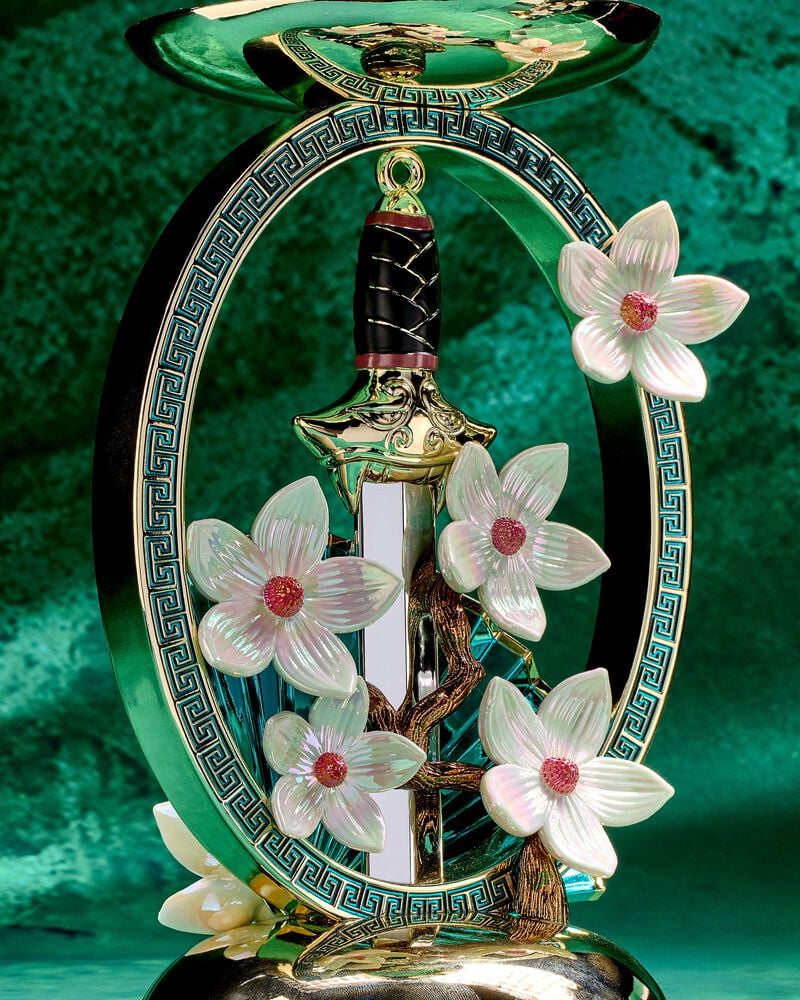 Mulan Pedestal 3-Wick Candle Holder 3-Wick Candle Holder