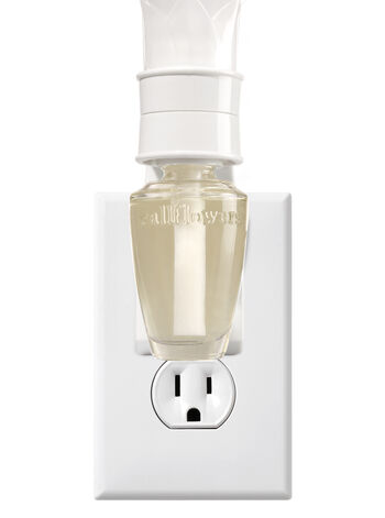 White Flower Top Wallflowers Fragrance Plug