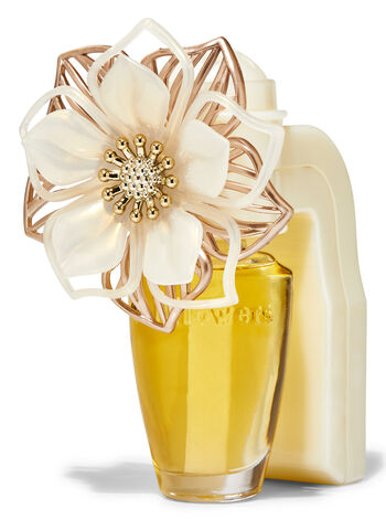 Neutral Wallflowers Fragrance Plug