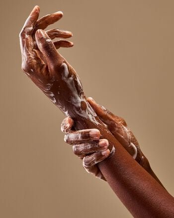 Cozy Vanilla Almond Daily Moisturizing Hand Soap Daily Moisturizing Hand Soap