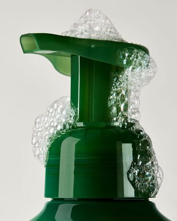 Backyard Honeysuckle Gentle & Clean Foaming Hand Soap Gentle & Clean Foaming Hand Soap