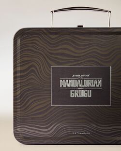 The Mandalorian Collectible Tin image number null