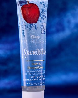 Snow White Lip Gloss image number null