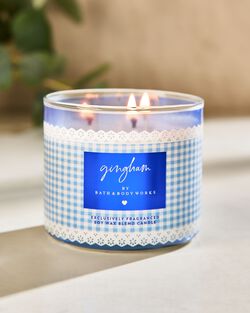 Gingham 3-Wick Candle image number null