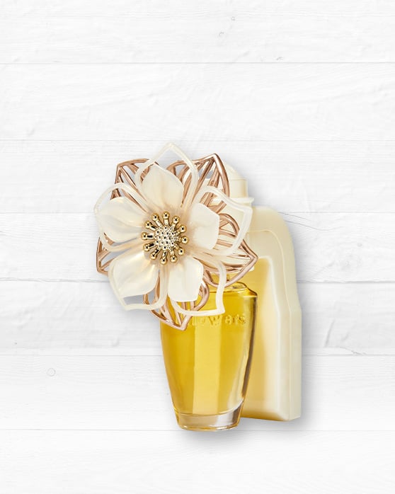 Wallflower Plugs + Refills, Beli 2 hanya Rp360.000 atau 4 hanya Rp700.000